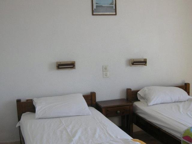 Agia Marina  Efrosyni Apartments מראה חיצוני תמונה